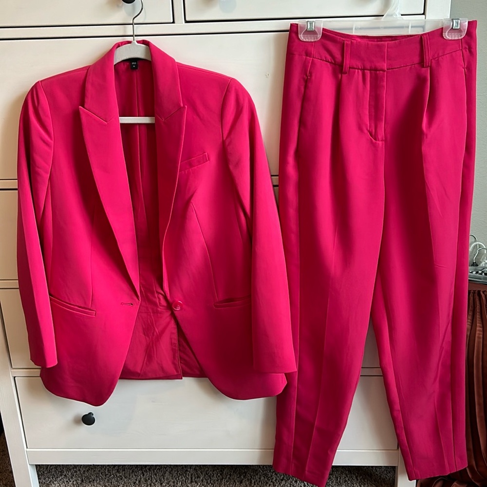 Women’s pink pantsuit